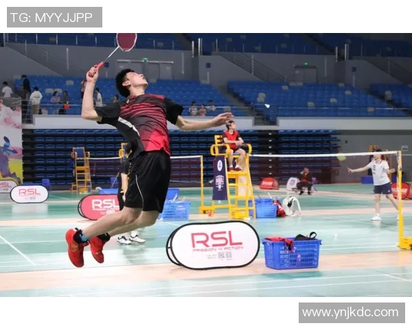 西安羽毛球队逆袭之路的背后故事与奋斗精神揭秘 西安羽毛球队逆袭之路的背后故事与奋斗精神揭秘