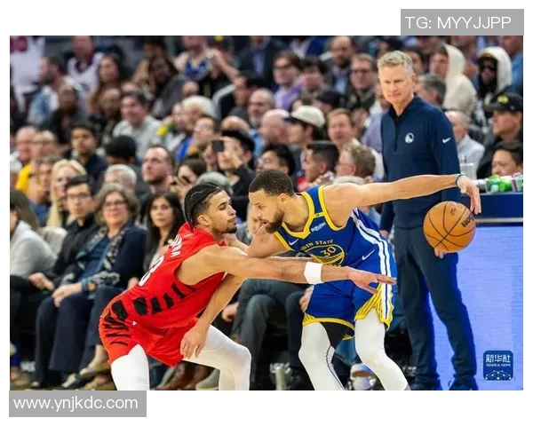 勇士与开拓者激战1228赛季精彩回顾与精彩瞬间分析