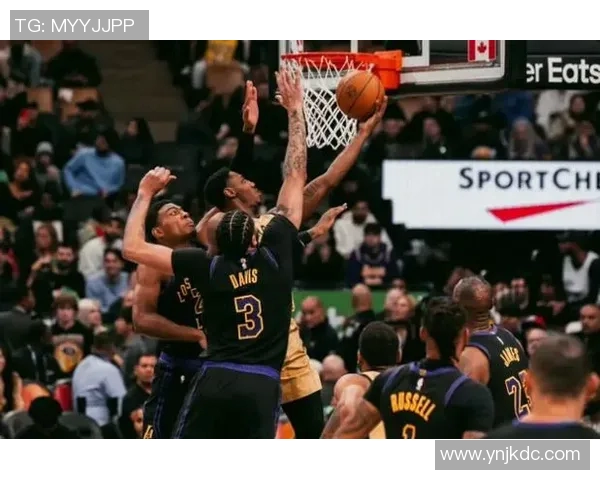 勇士与猛龙激战正酣直播360全程跟踪精彩瞬间不容错过