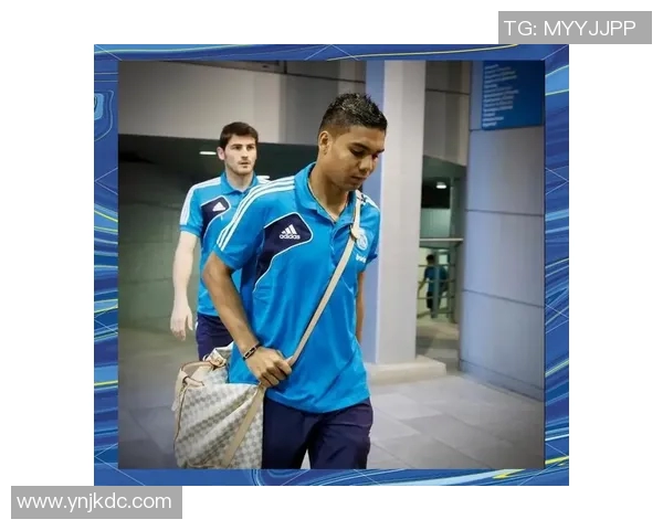 卡塞米罗的传奇之路:从巴西球场到欧洲顶级联赛的辉煌历程 卡塞米罗的传奇之路:从巴西球场到欧洲顶级联赛的辉煌历程