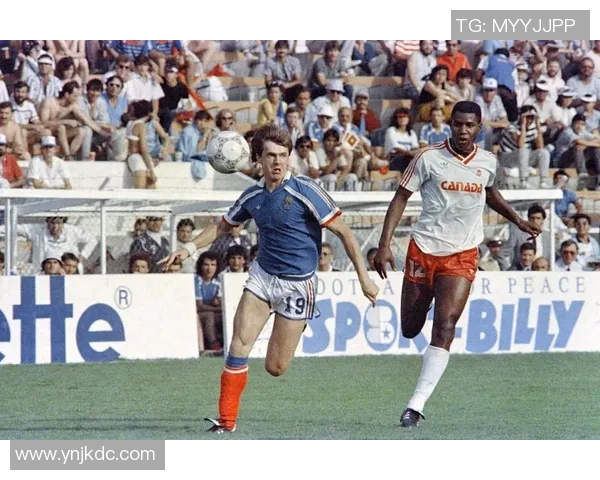 古铁雷斯的传奇人生与足球世界的璀璨星光交织之旅