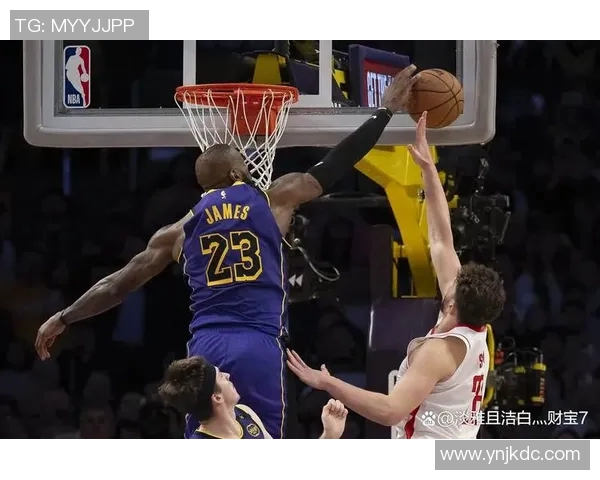 詹姆斯豪取40分10板7助湖人加时战胜勇士成功晋级季后赛 詹姆斯豪取40分10板7助湖人加时战胜勇士成功晋级季后赛
