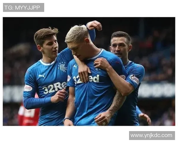 西汉姆与查尔顿激战正酣谁能在这场对决中笑到最后